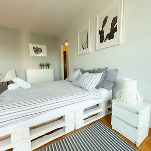 Apartament - Promyk, Warszawa